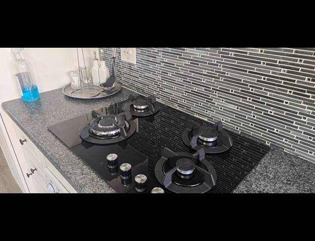 2 BEDROOM TOWNHOUSE FOR SALE IN MAGALIESKRUIN